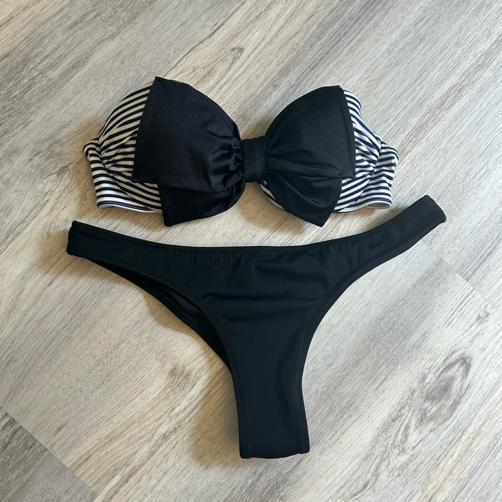 Victorias Secret Bikini Set